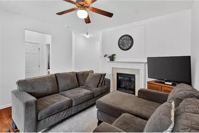 6647 Splashwater Drive, Flowery Branch, GA 30542 - Photo 8