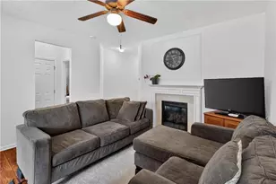 6647 Splashwater Dr, Flowery Branch, GA 30542 - Photo 8