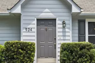 934 Lenox Hill Ct, Atlanta, GA 30324 - Photo 4