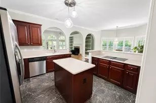 401 Sturdivant Ct, Peachtree City, GA 30269 - Photo 10