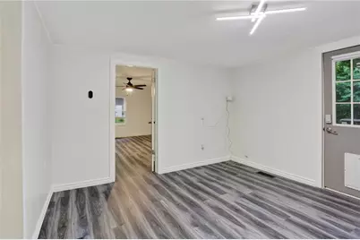1374 Shangrila Circle, Riverdale, GA 30296 - Photo 10
