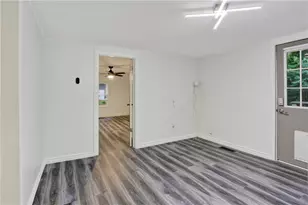 1374 Shangrila Cir, Riverdale, GA 30296 - Photo 10