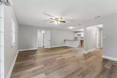 1677 Liberty Valley, Decatur, GA 30032 - Photo 4