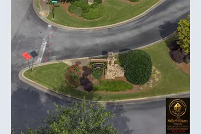 256 Ennis Brook Dr SE, Smyrna, GA 30082 - Photo 2