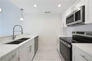3481 Lakeside Dr NE, Atlanta, GA 30326 - Photo 4
