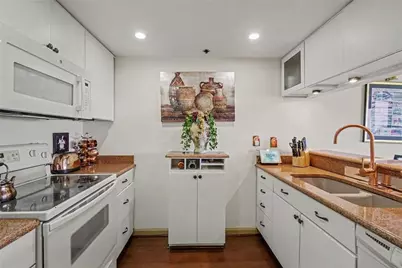 1130 Piedmont Avenue NE #1610, Atlanta, GA 30309 - Photo 12