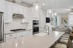 6540 Beacon Dr, Sandy Springs, GA 30328 - Photo 8
