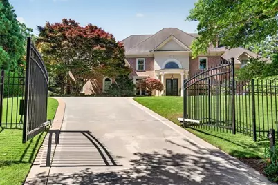 740 Riley Place, Atlanta, GA 30327 - Photo 86