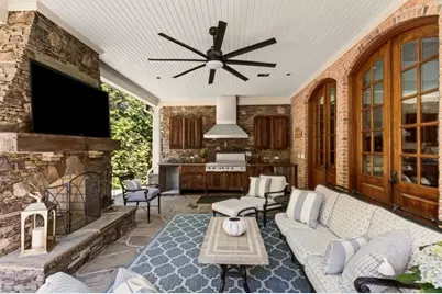 740 Riley Place, Atlanta, GA 30327 - Photo 84