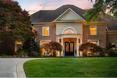 740 Riley Place, Atlanta, GA 30327 - Photo 2