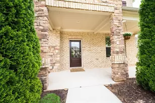 1451 Torrington Dr, Auburn, GA 30011 - Photo 4