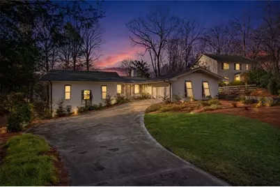 3526 Edgewood Circle, Gainesville, GA 30506 - Photo 1