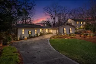 3526 Edgewood Cir, Gainesville, GA 30506 - Photo 1