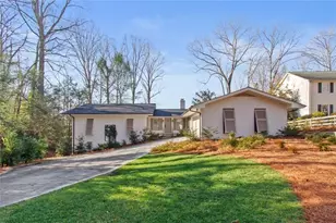 3526 Edgewood Cir, Gainesville, GA 30506 - Photo 2