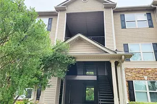 3303 Fairington Club Dr, Lithonia, GA 30038 - Photo 2