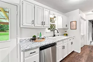 1015 Erwin Hill Church Rd SE, Calhoun, GA 30701 - Photo 6