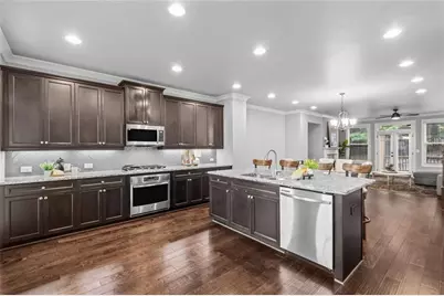 1044 Township Square, Alpharetta, GA 30022 - Photo 12