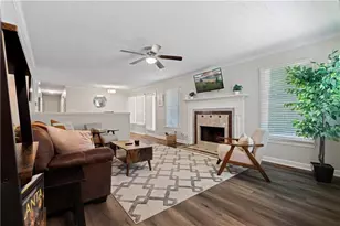 2671 Collier Dr NW, Atlanta, GA 30318 - Photo 2