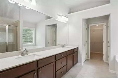 1400 Roswell Manor Circle, Roswell, GA 30076 - Photo 8
