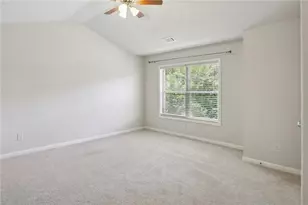 1400 Roswell Manor Cir, Roswell, GA 30076 - Photo 12