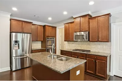 1400 Roswell Manor Circle, Roswell, GA 30076 - Photo 2