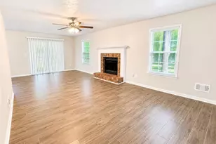 3135 Revere Cir, Snellville, GA 30039 - Photo 8