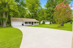 135 Willow Shoals Dr, Covington, GA 30016 - Photo 2