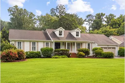 3616 Chelsea Crescent NE, Atlanta, GA 30319 - Photo 2