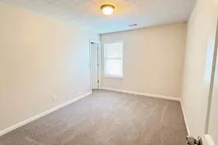 632 Stonecrest Dr SW, Loganville, GA 30052 - Photo 4
