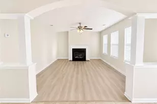 632 Stonecrest Dr SW, Loganville, GA 30052 - Photo 2