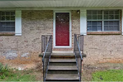 4085 Alex Drive SW, Atlanta, GA 30331 - Photo 2