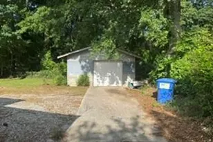 5161 Phillips Dr, Forest Park, GA 30297 - Photo 8