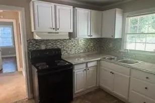 5161 Phillips Dr, Forest Park, GA 30297 - Photo 6