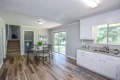 6473 Fleur De Lis Drive, Morrow, GA 30260 - Photo 8