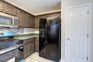 258 Hunters Crossing SE, Calhoun, GA 30701 - Photo 10