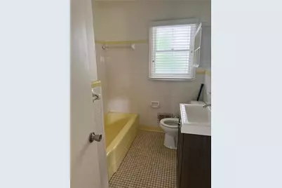 2404 Elmwood Circle, Atlanta, GA 30339 - Photo 8