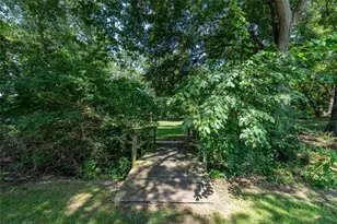 301 Bradley St, Carrollton, GA 30117 - Photo 36