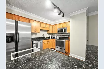 184 Peachtree Hollow Court, Atlanta, GA 30328 - Photo 10