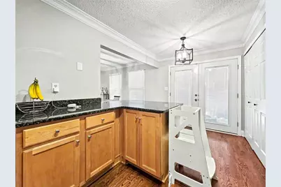 184 Peachtree Hollow Court, Atlanta, GA 30328 - Photo 12