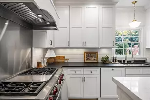 415 Tavern Cir, Sandy Springs, GA 30350 - Photo 22