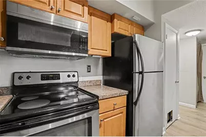 1 Biscayne Drive NW #109, Atlanta, GA 30309 - Photo 8