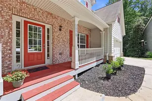 3970 Walnut Grove Way, Gainesville, GA 30506 - Photo 4