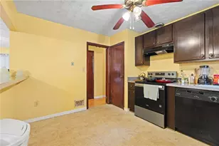 1140 Pineglen Dr, Riverdale, GA 30296 - Photo 14