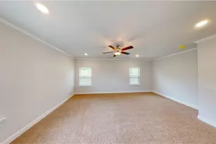 1024 Holliday Passs, Griffin, GA 30223 - Photo 12