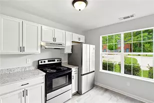 366 N Beach Ct, Riverdale, GA 30274 - Photo 14