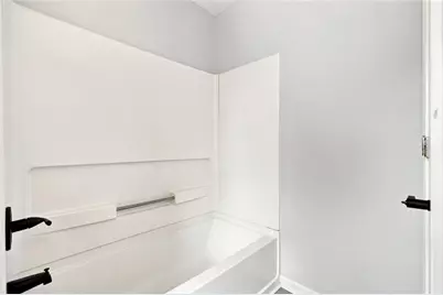 366 N Beach Court, Riverdale, GA 30274 - Photo 26