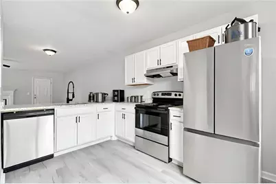 366 N Beach Court, Riverdale, GA 30274 - Photo 12