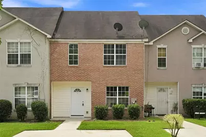 366 N Beach Court, Riverdale, GA 30274 - Photo 2