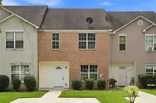 366 N Beach Ct, Riverdale, GA 30274 - Photo 2