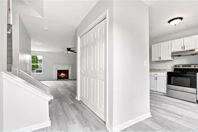 366 N Beach Court, Riverdale, GA 30274 - Photo 6